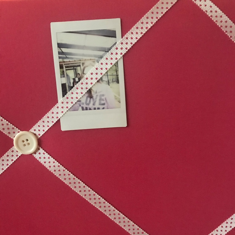 🌟XLarge Pink Memory Holder Dorm Room Decorations - Picture 2 of 3